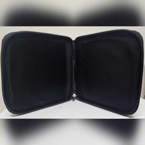 PRADA Nylon Zip Around Pouch Multipurpose SALE 🤑🤑🤑🤑🤑🤑🤑🤑🤑🤑🤑🤑🤑🤑 - Picture 11 of 14